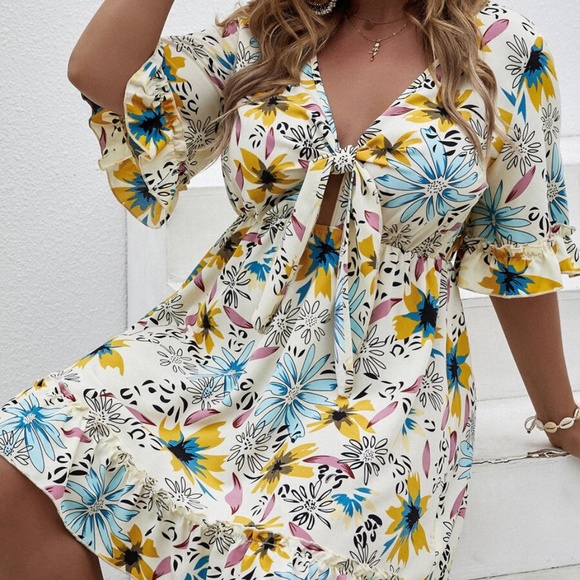 PLUS SIZE Floral Front Tie Ruffle Midi Dress Black - Picture 3 of 11